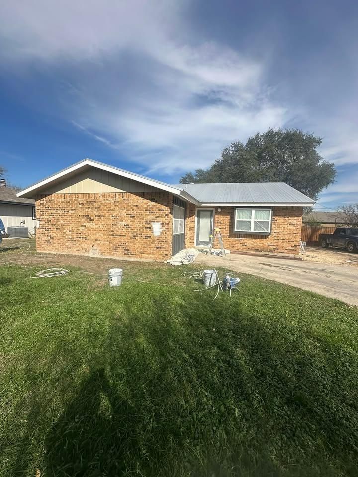 Exterior Painting for GEOS Painting in New Braunfels, TX