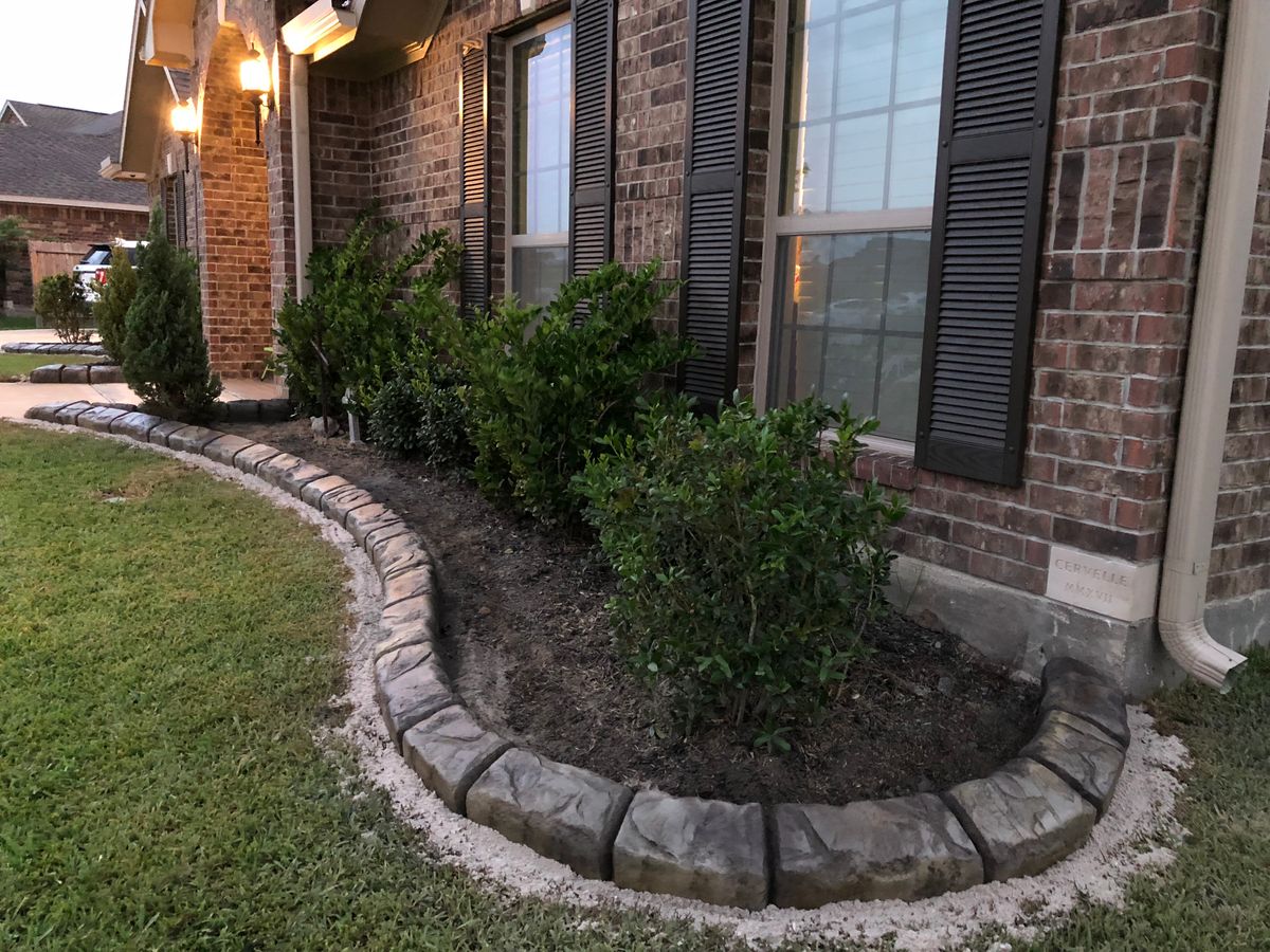 Landscaping for Texas Curb N Borders in Houston, TX