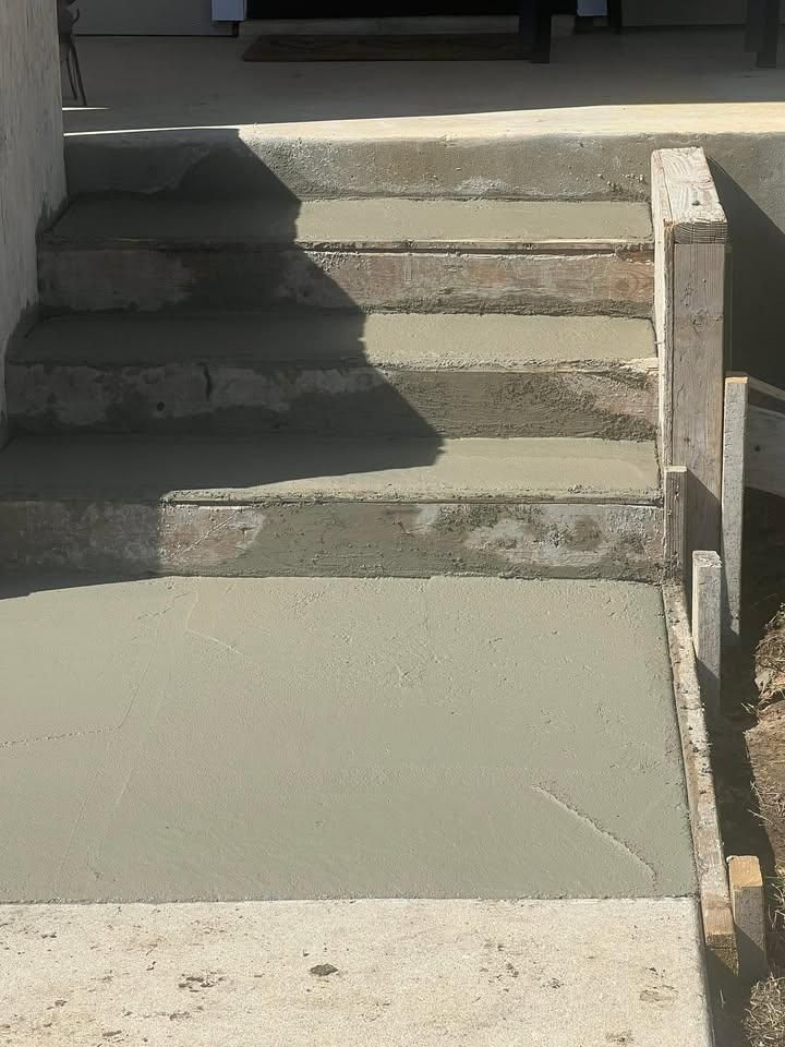 Concrete Construction for King Services in Seguin, TX