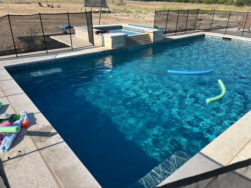 Custom Pool and Spa Construction for JP Pools in Gatesville, TX