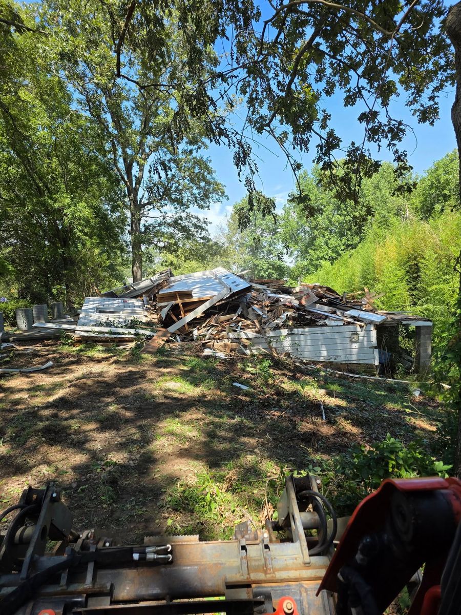 Debris Removal for Bobcat Bob in Clermont, GA