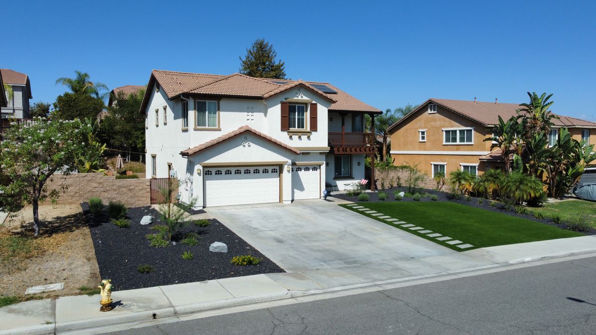 Concrete for Aidan Jade Landscaping in Riverside County, CA