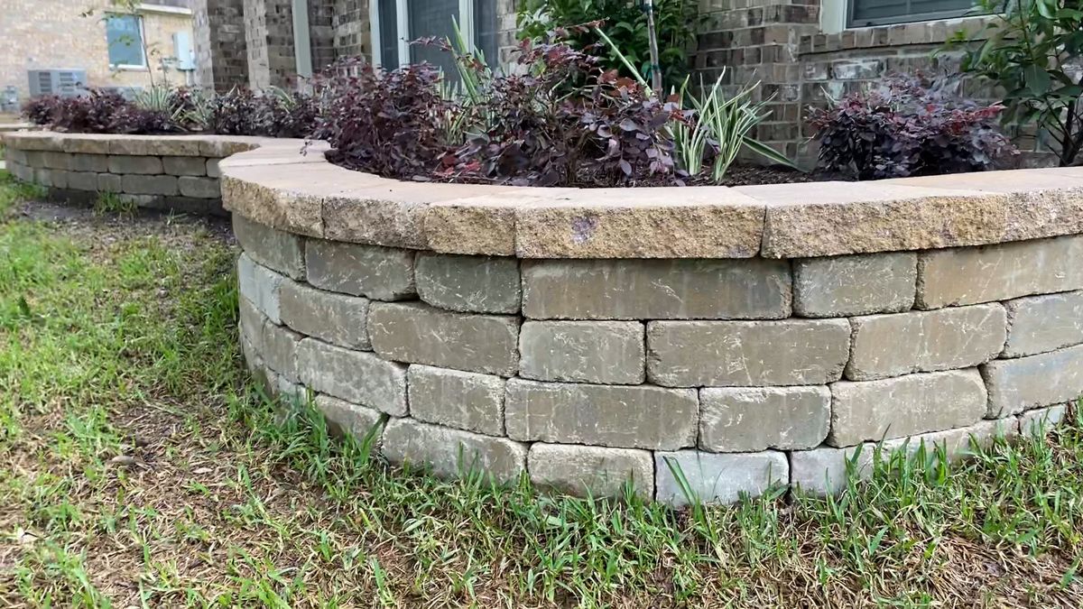 Hardscaping for Atlas Land Design in Creekside Park, TX