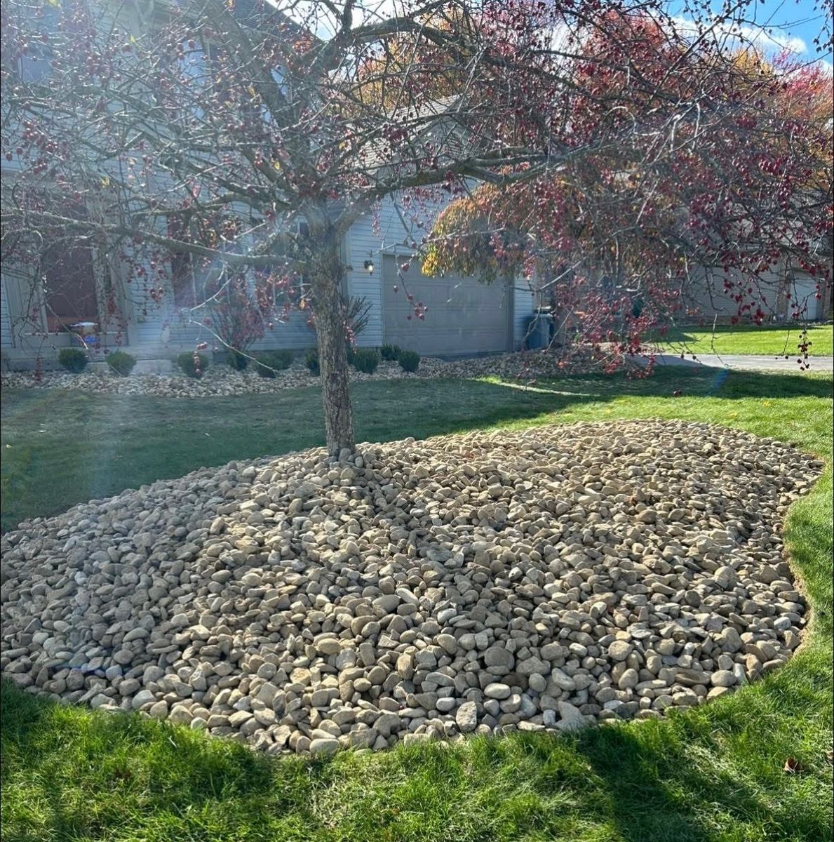 Natural Stone Hardscape for Youngstown Lawn & Patio Design in Canfield, OH