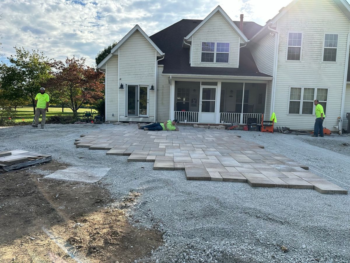 Landscape Installation for Mayfield Landscaping in Staunton, IL
