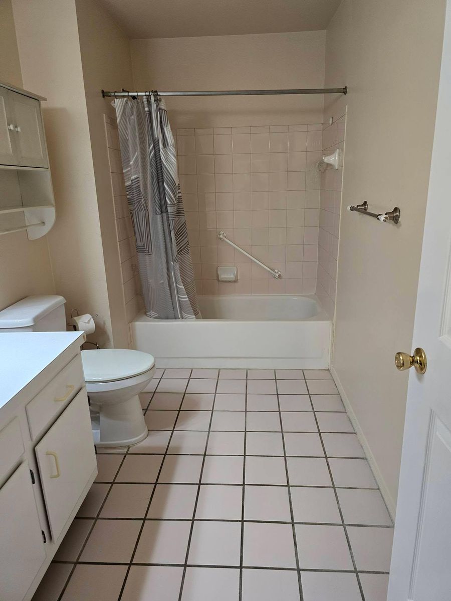 Flooring for SKP Services in St. Petersburg, FL