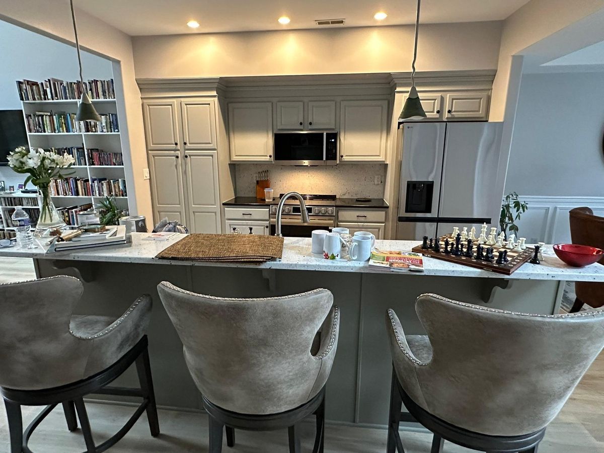 Cabinet Painting for Signature Painting & Coatings, LLC in New Albany, IN