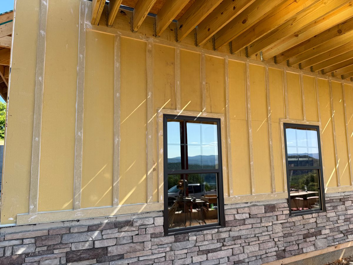 Siding for J&H General Contracting LLC in Williamsburg, KY