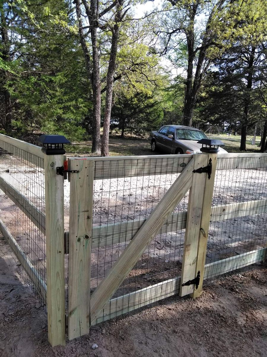Fence Installation for Star Services in Kaufman County, TX