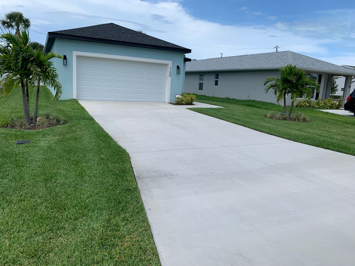 Landscaping & Outdoor Design for Space Coast Property Maintenance and Management LLC in Melbourne, FL
