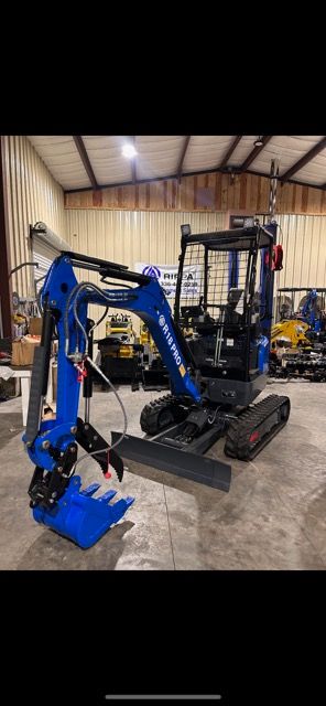 Rippa 2-Ton Kubota Diesel Engine for Triad Equipment Sales in Whitsett, NC