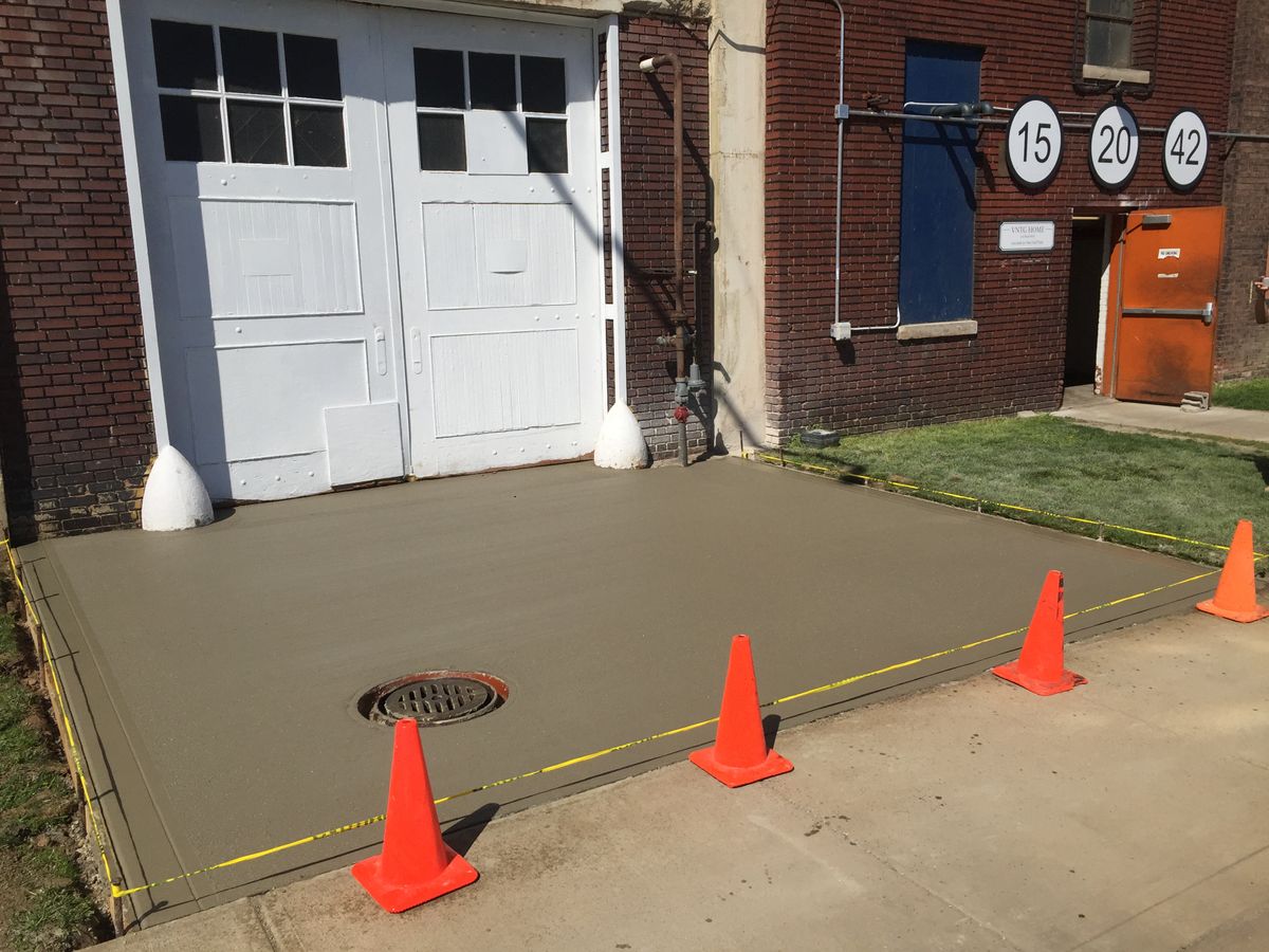 Concrete for Lake Erie Companies in Grand River, OH