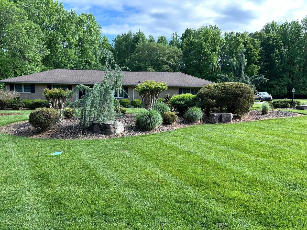 Shrub Trimming for CG’s Enterprises in Concord, NC