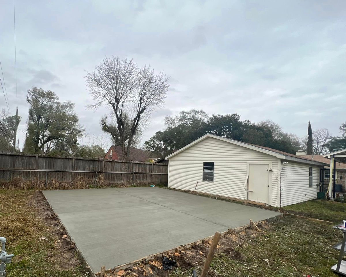 Patio Design & Installation for Delarosa Concrete & Stamping in Pearland, TX