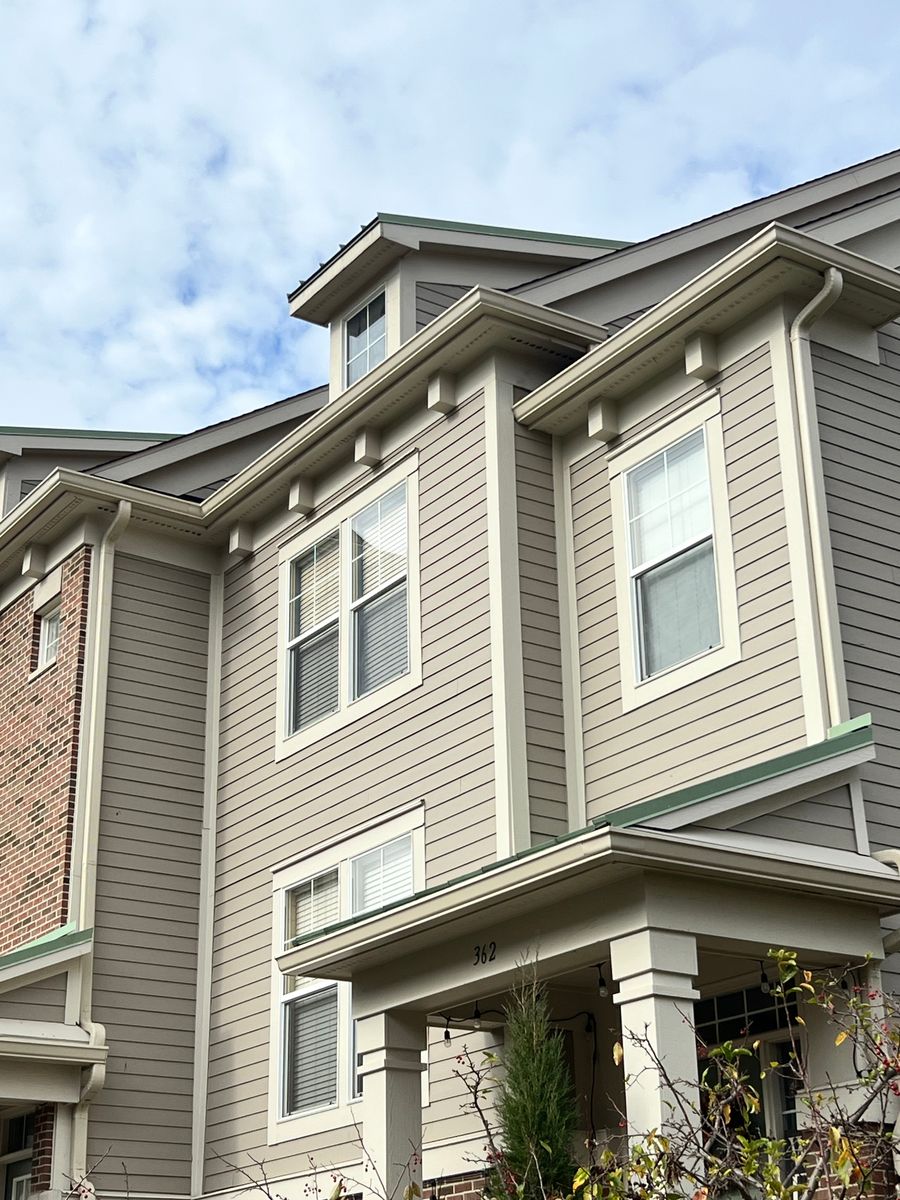 Vinyl Siding for KC Custom Exteriors  in Muskegon, MI