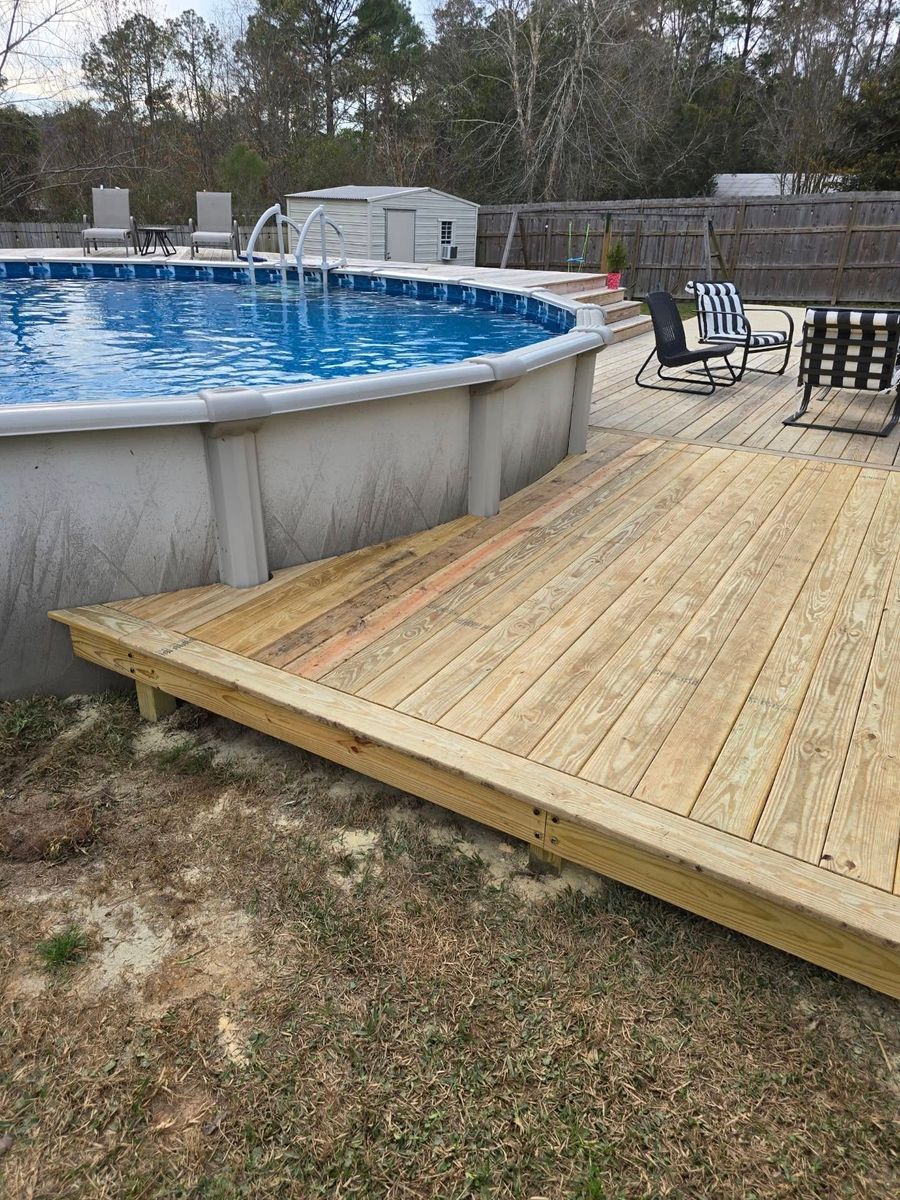 Wooden Pool Showers for Phillips Fencing Solutions in Pensacola, FL