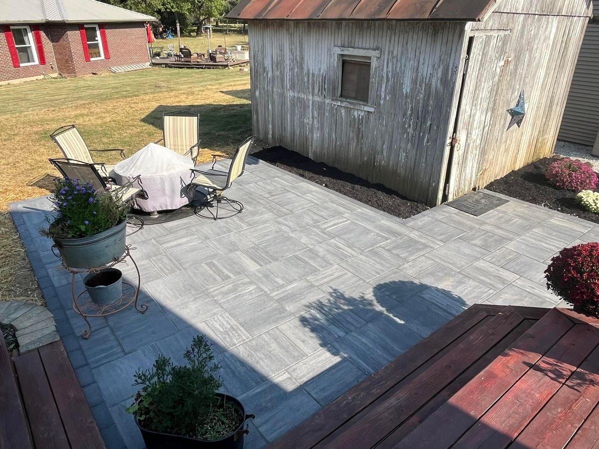 Paver Patio Design & Construction for Higgins landscaping LLC in West Jefferson, OH