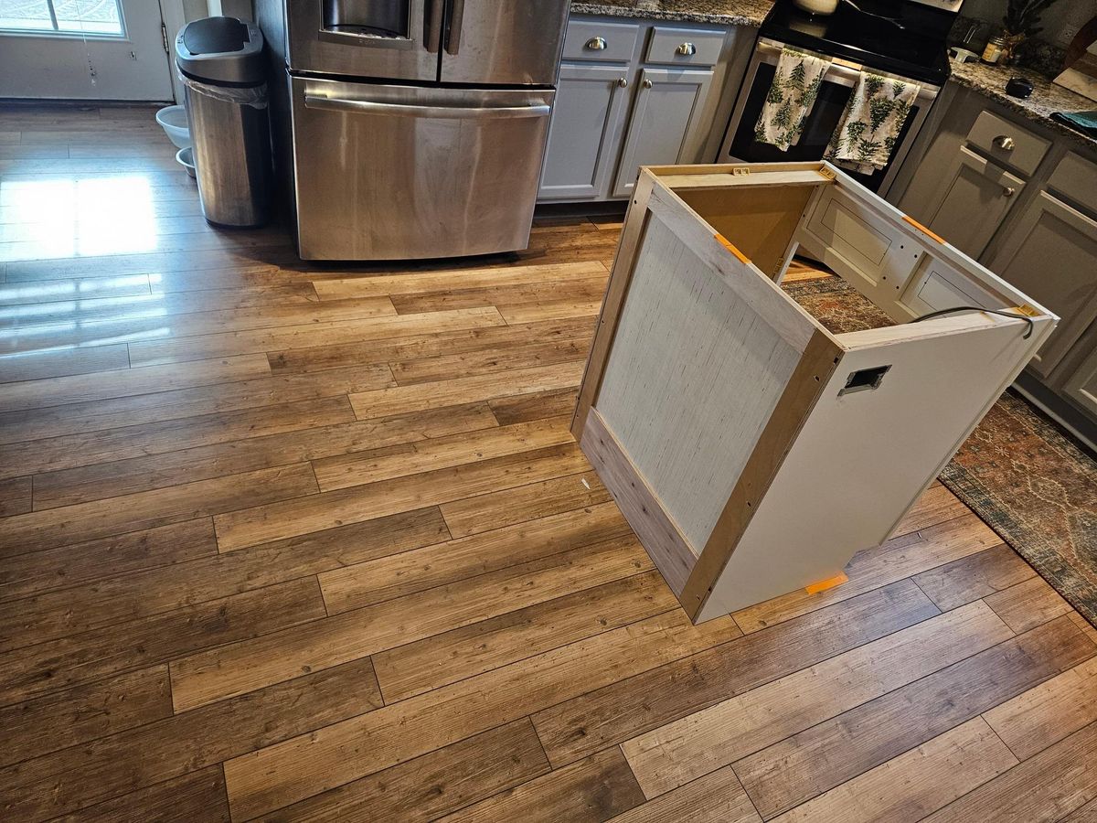 Flooring for MTR Contracting LLC in Robbins, NC