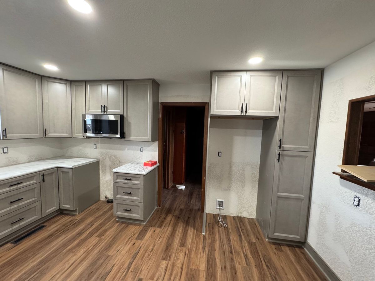 Kitchen & Bathroom Renovation for Edgecomb Builders in Ottawa , KS