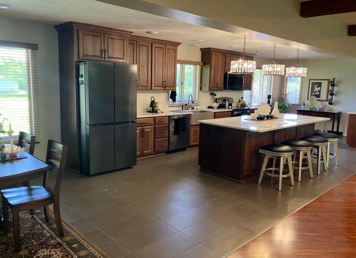 Finish Carpentry for King Construction in Norfolk, NE