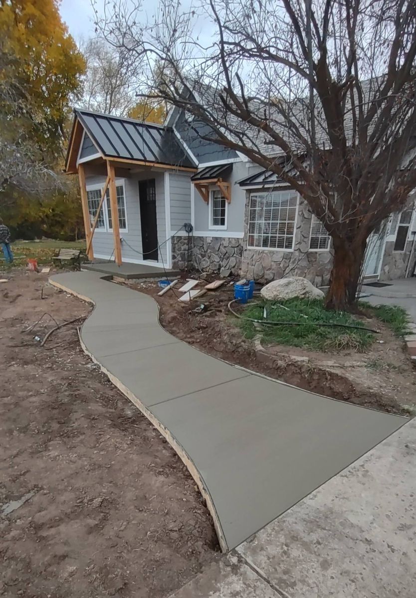 Sidewalk Installation for CTE Concrete in Kaysville, UT