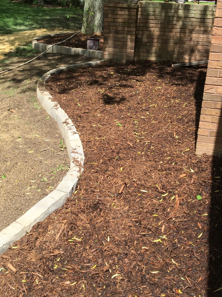 Mulch Installation for Paradise Lawnscapes in West Bend, WI
