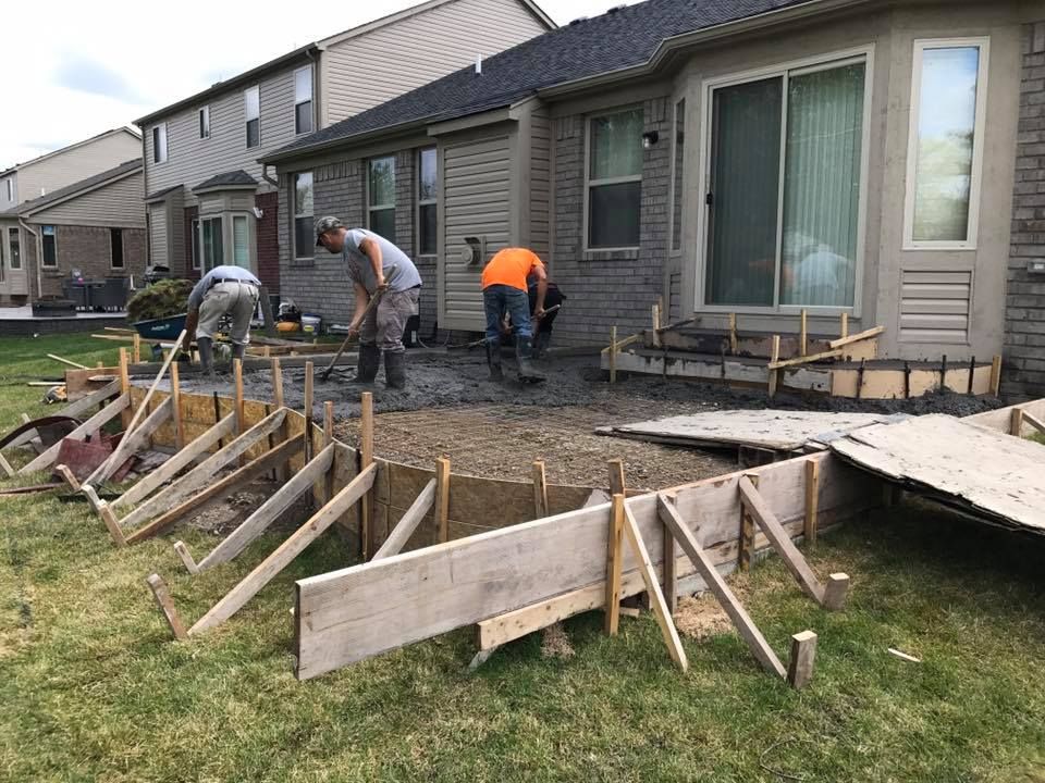Concrete Pouring & Finishing for Z&S Concrete in Capac, MI