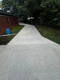 Concrete Cleaning for FunderFlow Commercial and Residential Pressure Washing Inc in Tupelo, MS