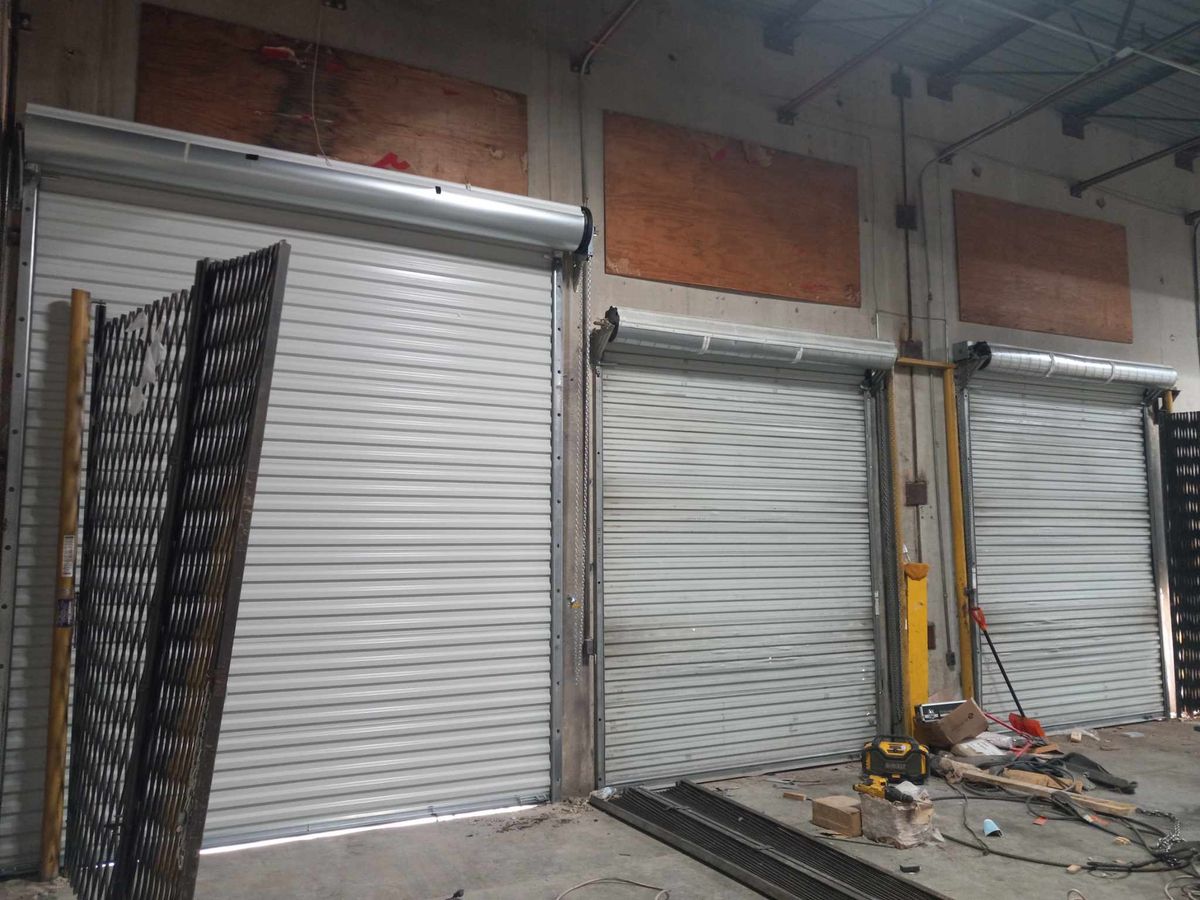 Roll up Doors for Jerry's garage doors in Dallas, TX