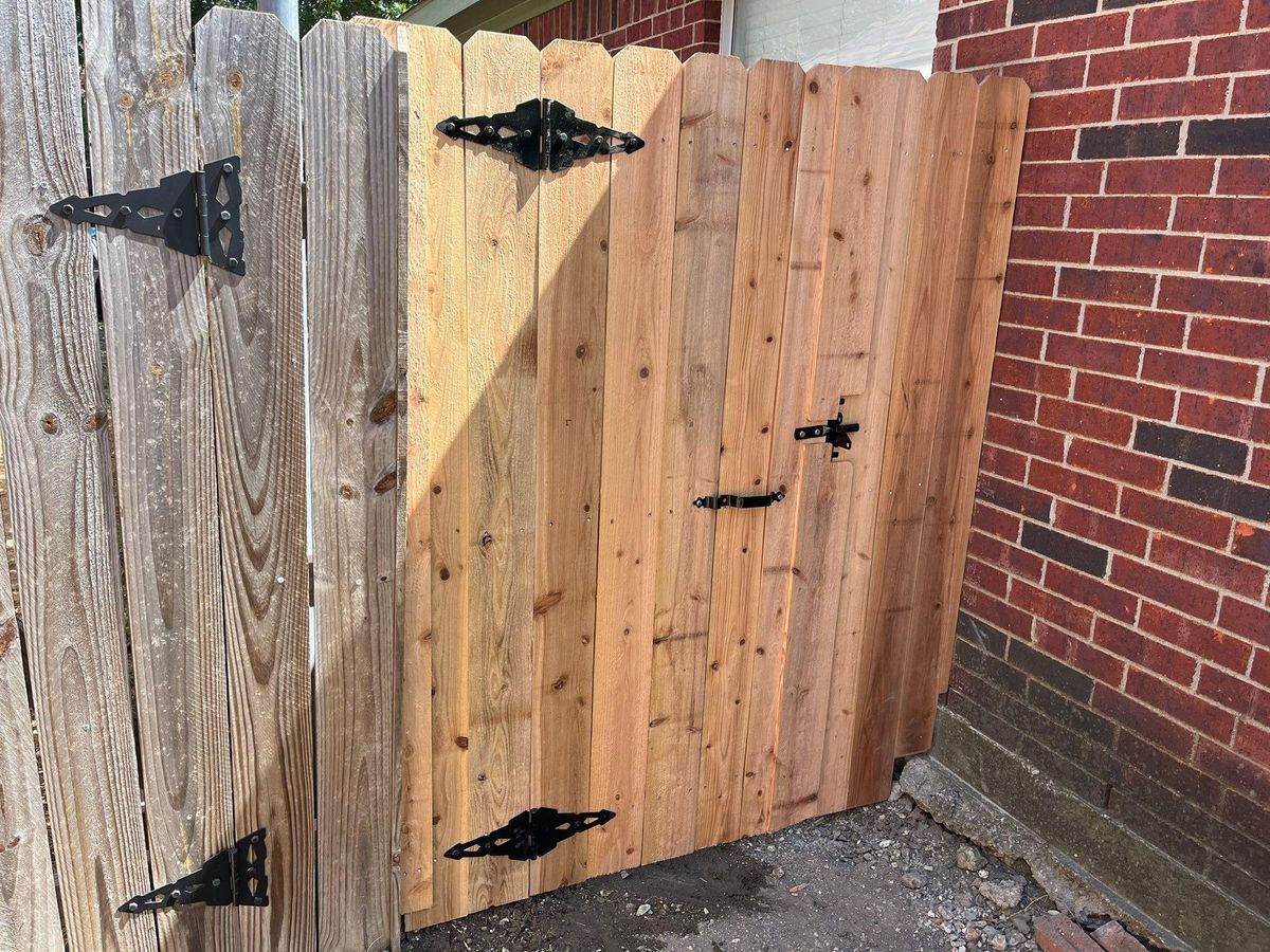 Fence Installation for JSL Woodworks and Contracting in Midlothian, TX
