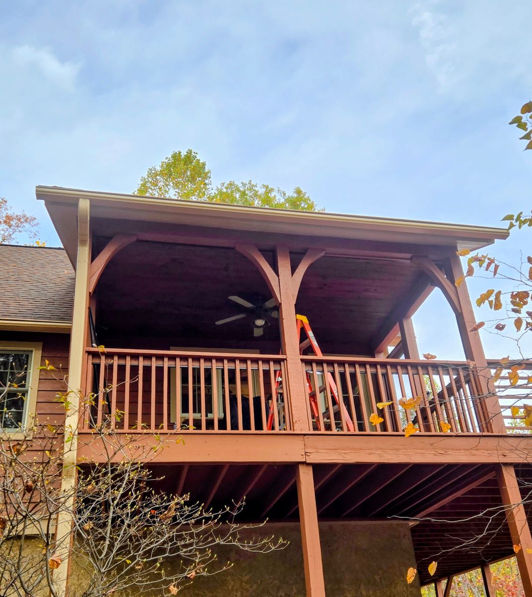 Screen Rooms for C4 TrueVision Renovations in Asheville, NC