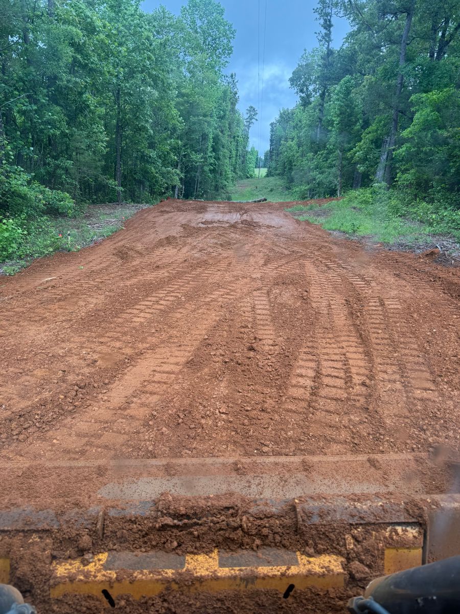 Residential & Commercial dirt work for Simmons land works in Sardis,, TN