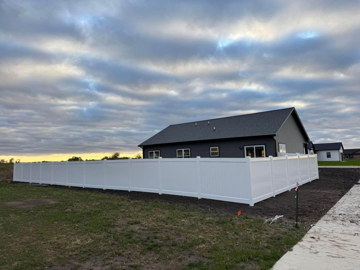 Fence Installation for Illinois Fence & Outdoors in Kewanee, IL