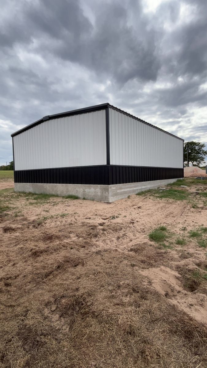 Pre-Engineered Metal Buildings for 292 Construction, LLC in Gonzales County, TX