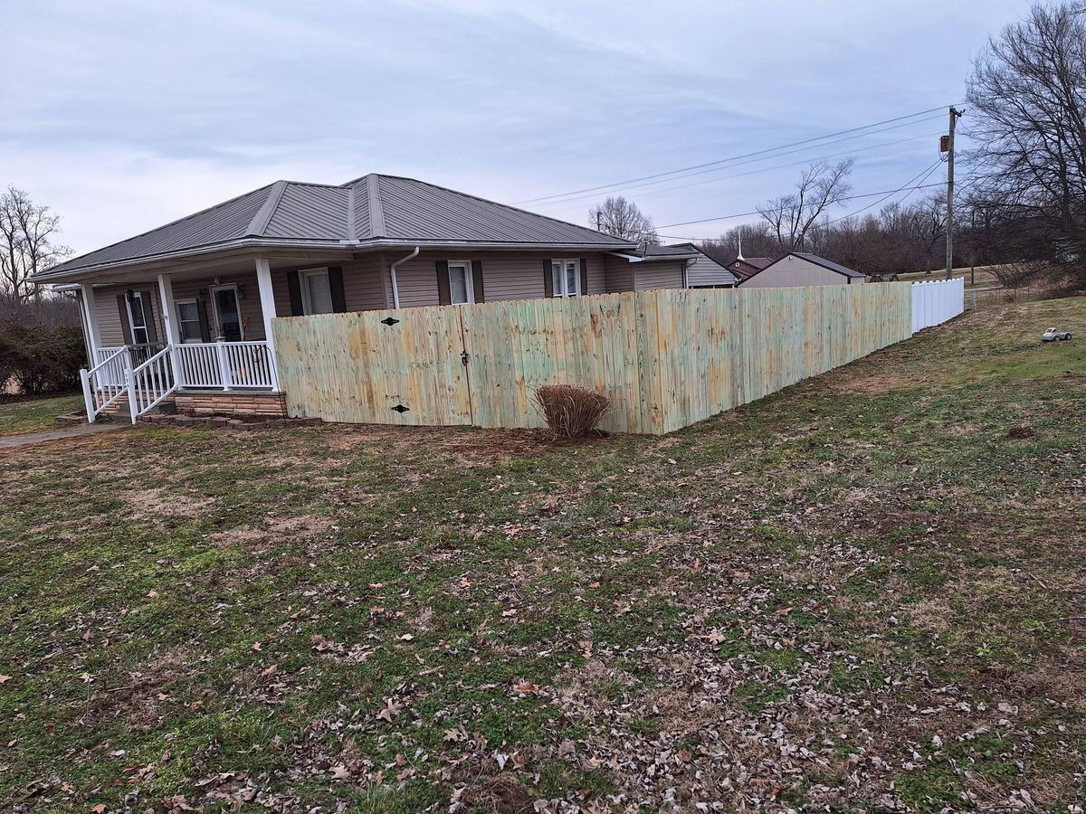 Fence Installation for Apex Fence in Henderson, KY