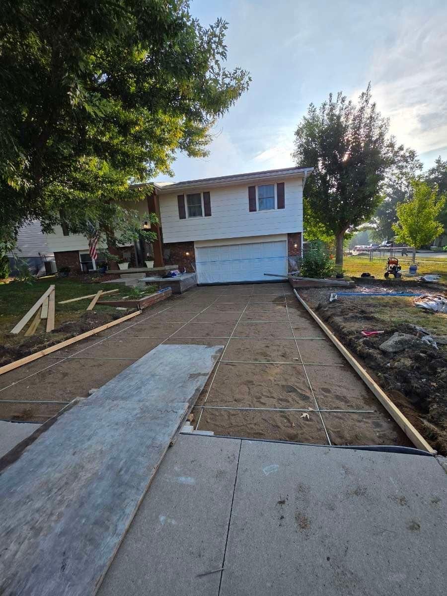 Concrete Slab Construction for New Age Concrete in Perry, IA
