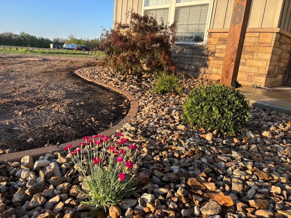 Garden Bed Installations for Hawes Design & Build in Hannibal, MO