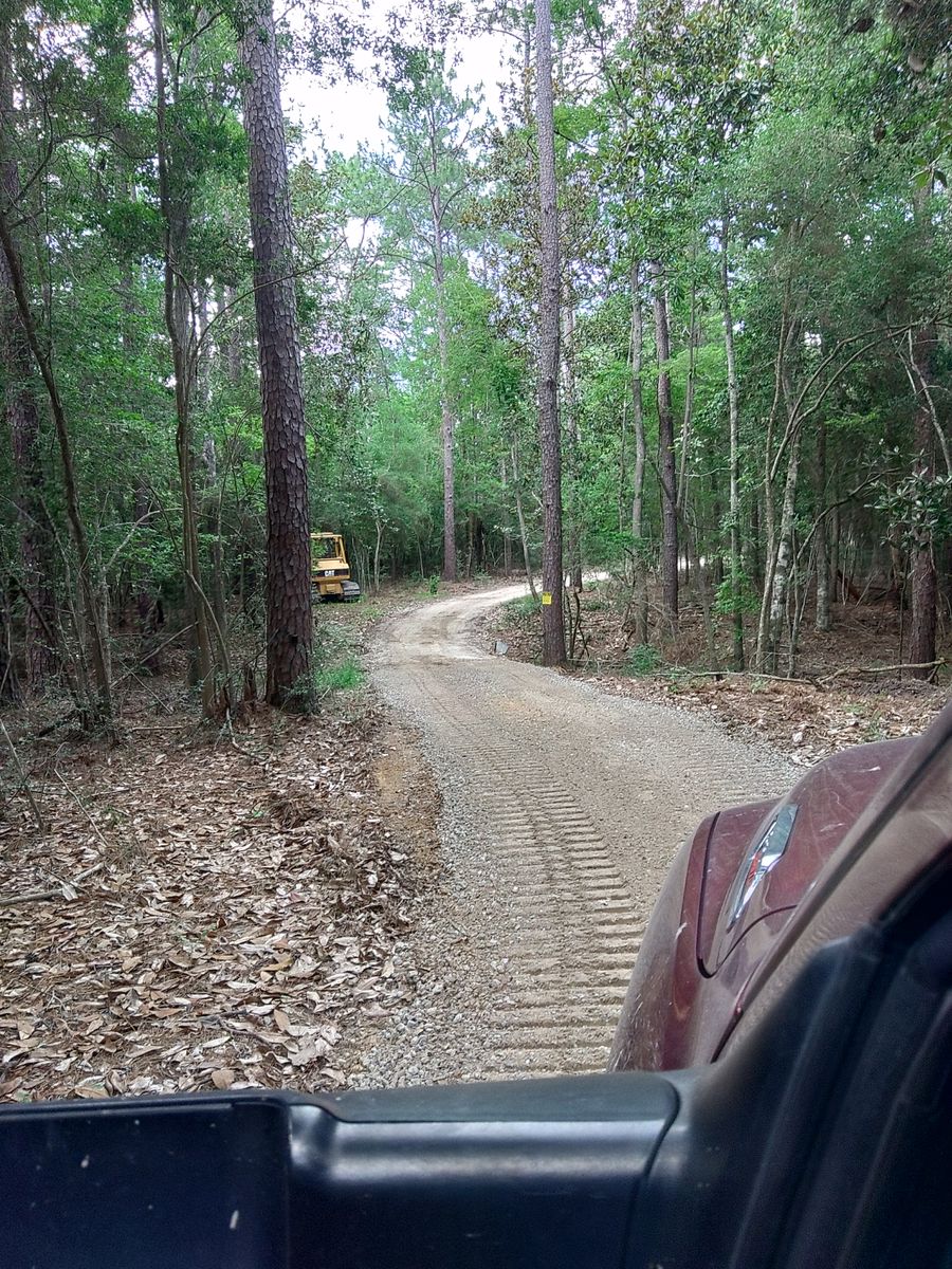 Driveways and Culvert Installation for Big Thicket Land Clearing in Kountze, TX