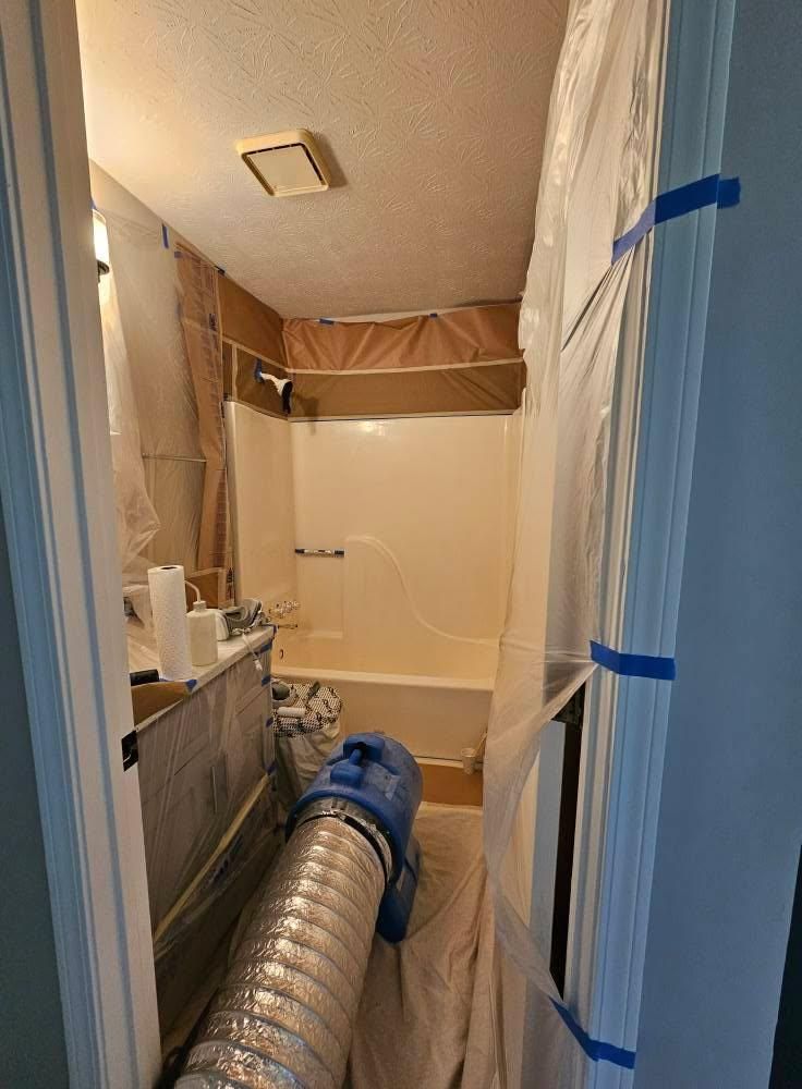 Tub Reglazing for Tub Life Resurfacing in Adairsville, GA