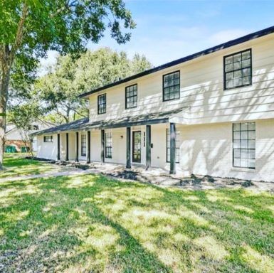 Staining for HHD Services LLC. Renovations & Repairs in Houston, TX