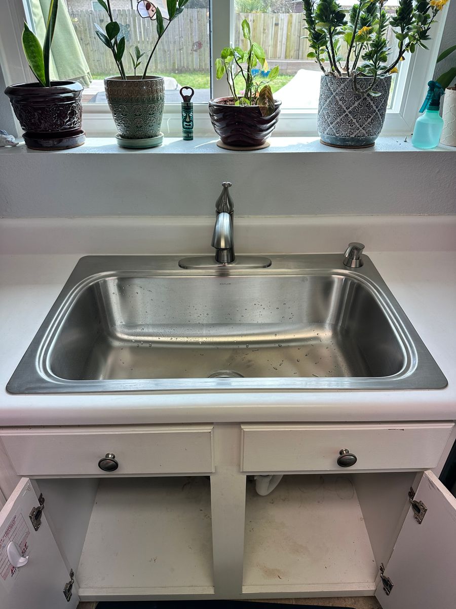 Faucets for The Golden Plumber in Pensacola, FL