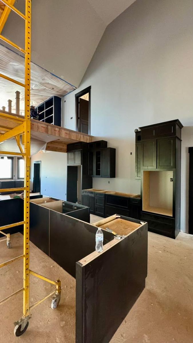 Kitchen and Cabinet Refinishing for Cast Premium in Clarksville, TN