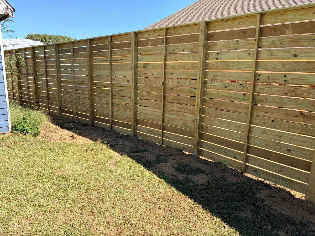 Custom Wooden Fences for Manning Fence, LLC in Hernando, MS