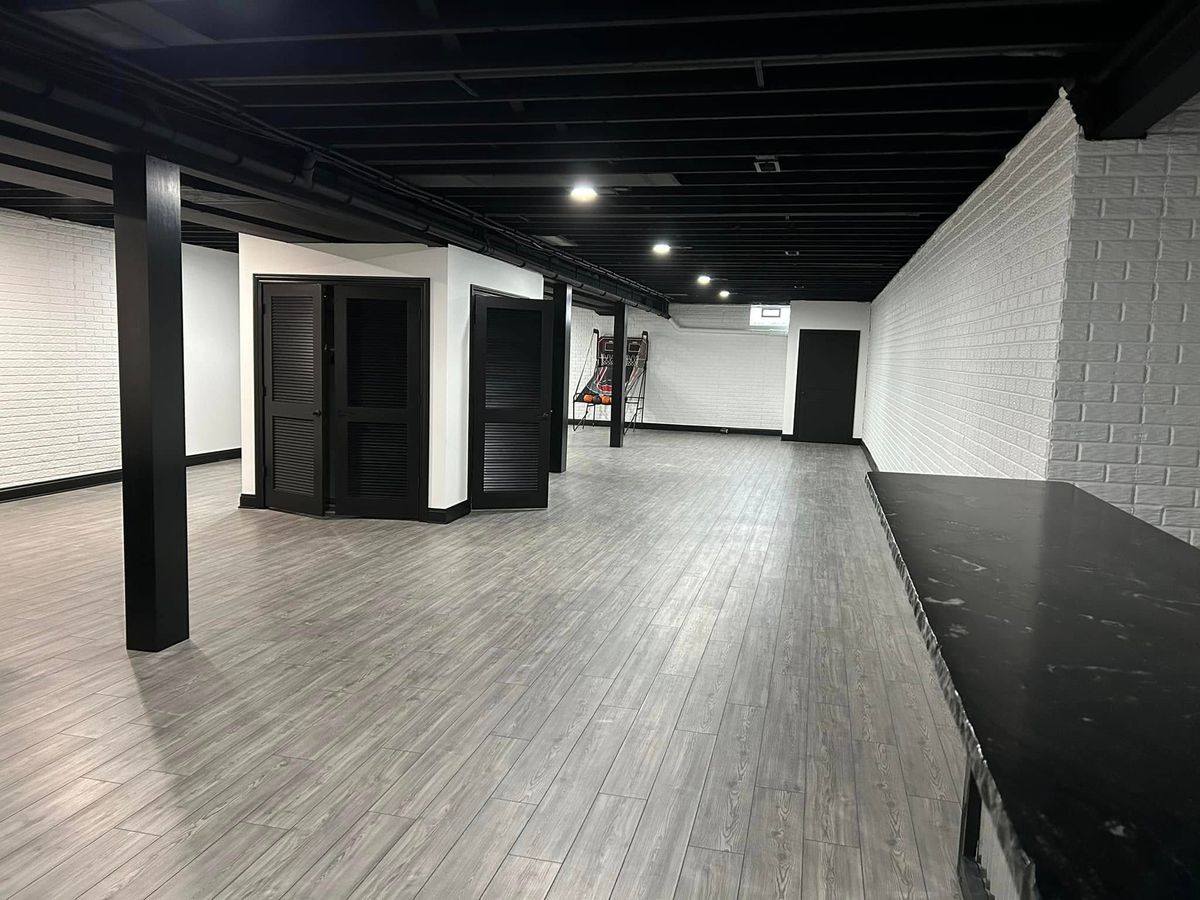 Flooring for Ging Construction LLC in Huron, OH