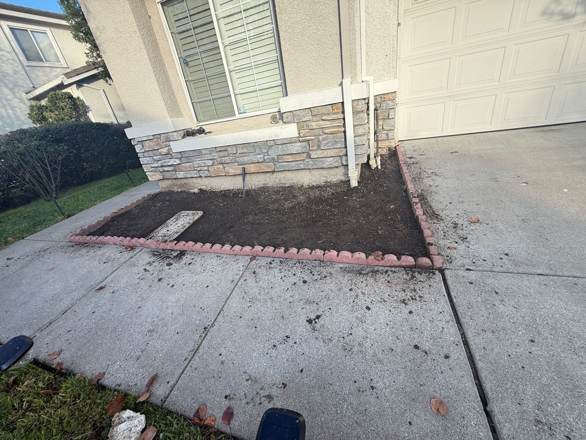 Mulch Installation for CBA Landscaping in Hayward, CA