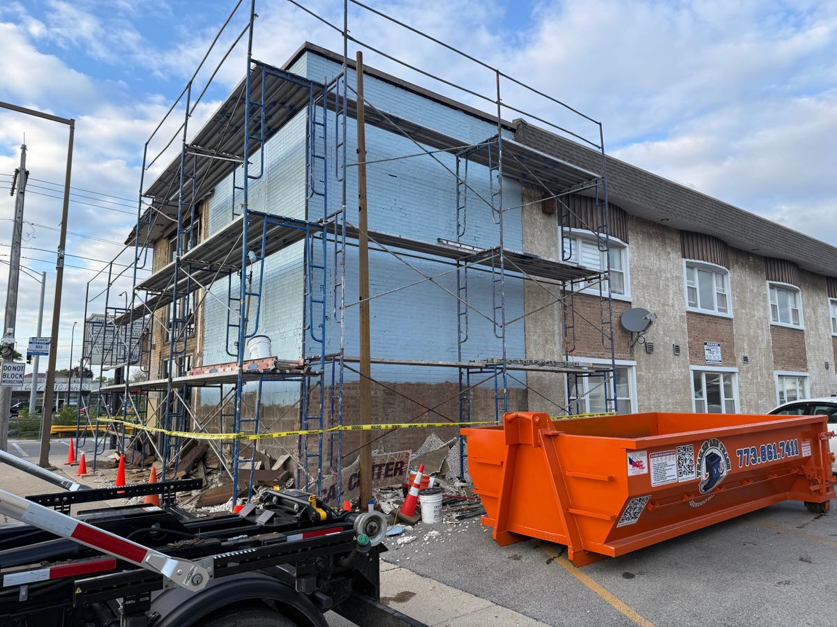 Construction Debris Removal for Trailer and Trash Dumpsters LLC in Arlington Heights, IL