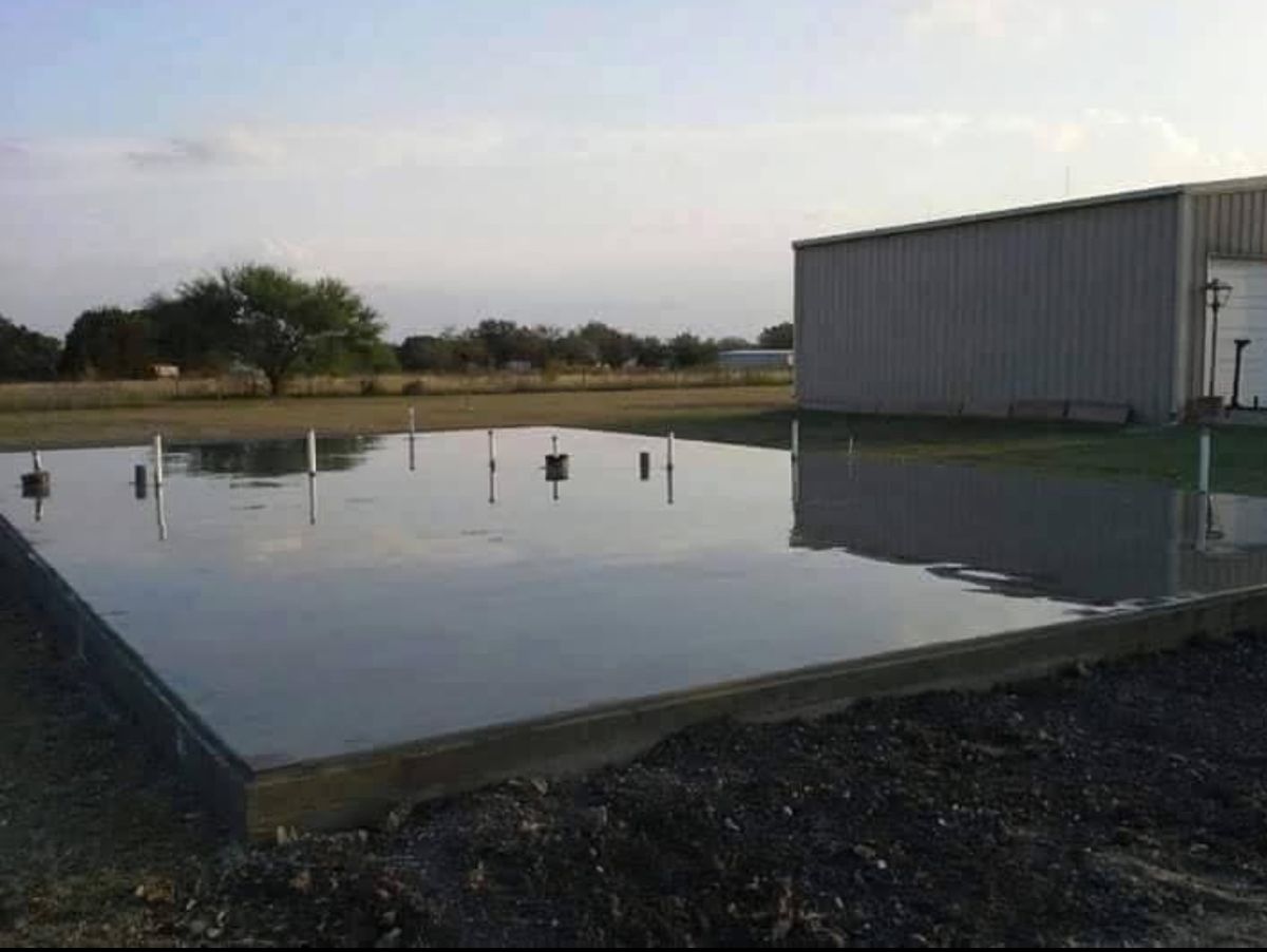 Concrete Construction for King Services in Seguin, TX
