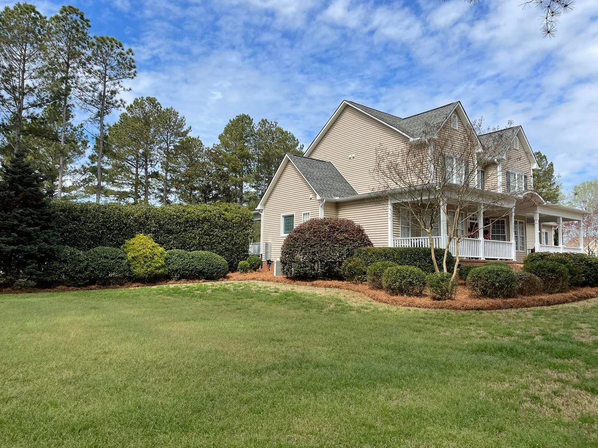 Shrub Trimming for Green Works Landscaping in Raleigh, NC