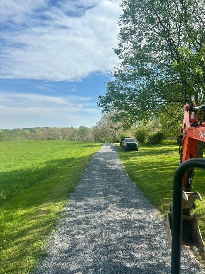 Excavation for Oaks Excavating in Lyles, TN