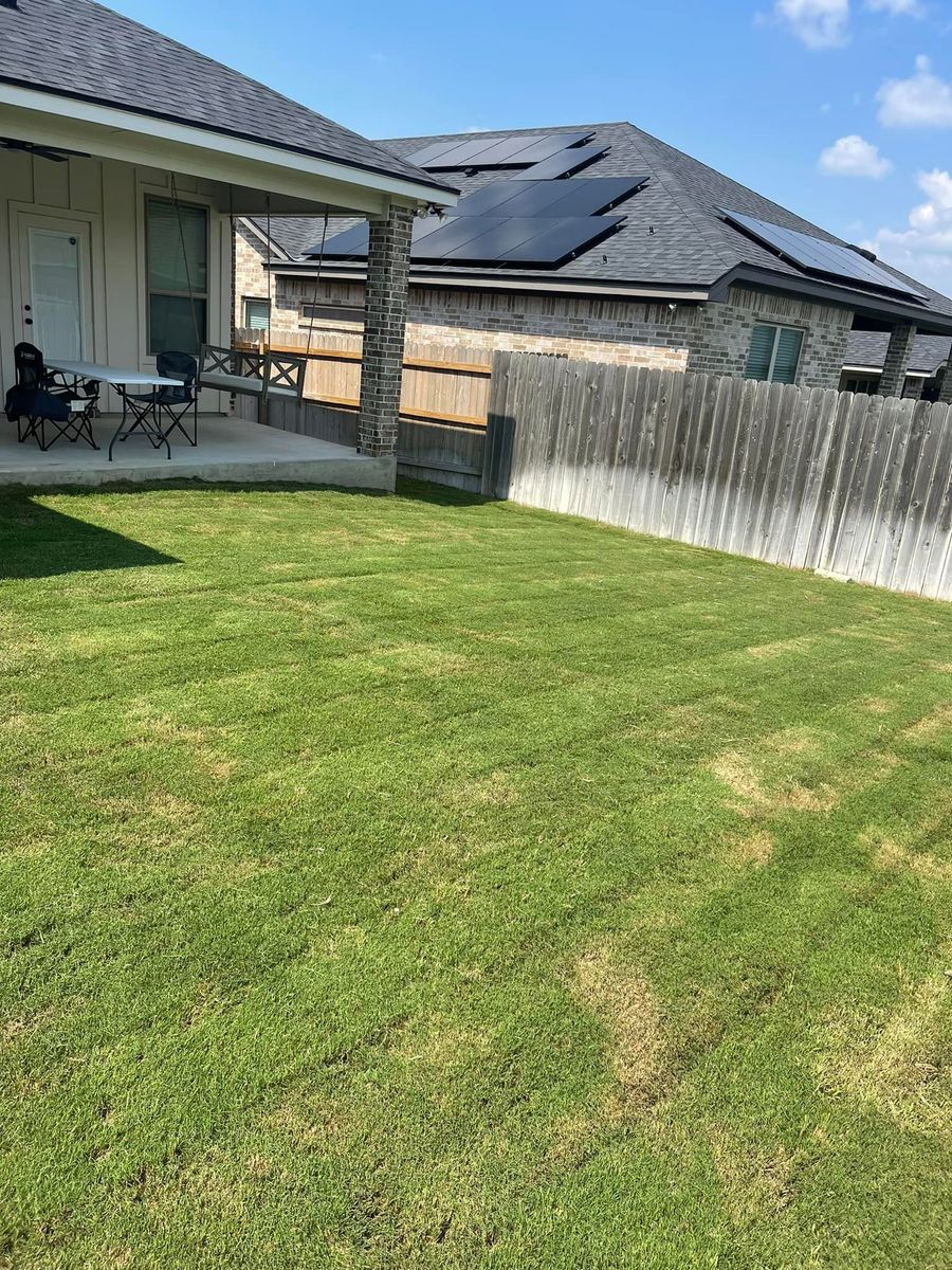 Lawn maintenance for CrossCut in Kempner, TX